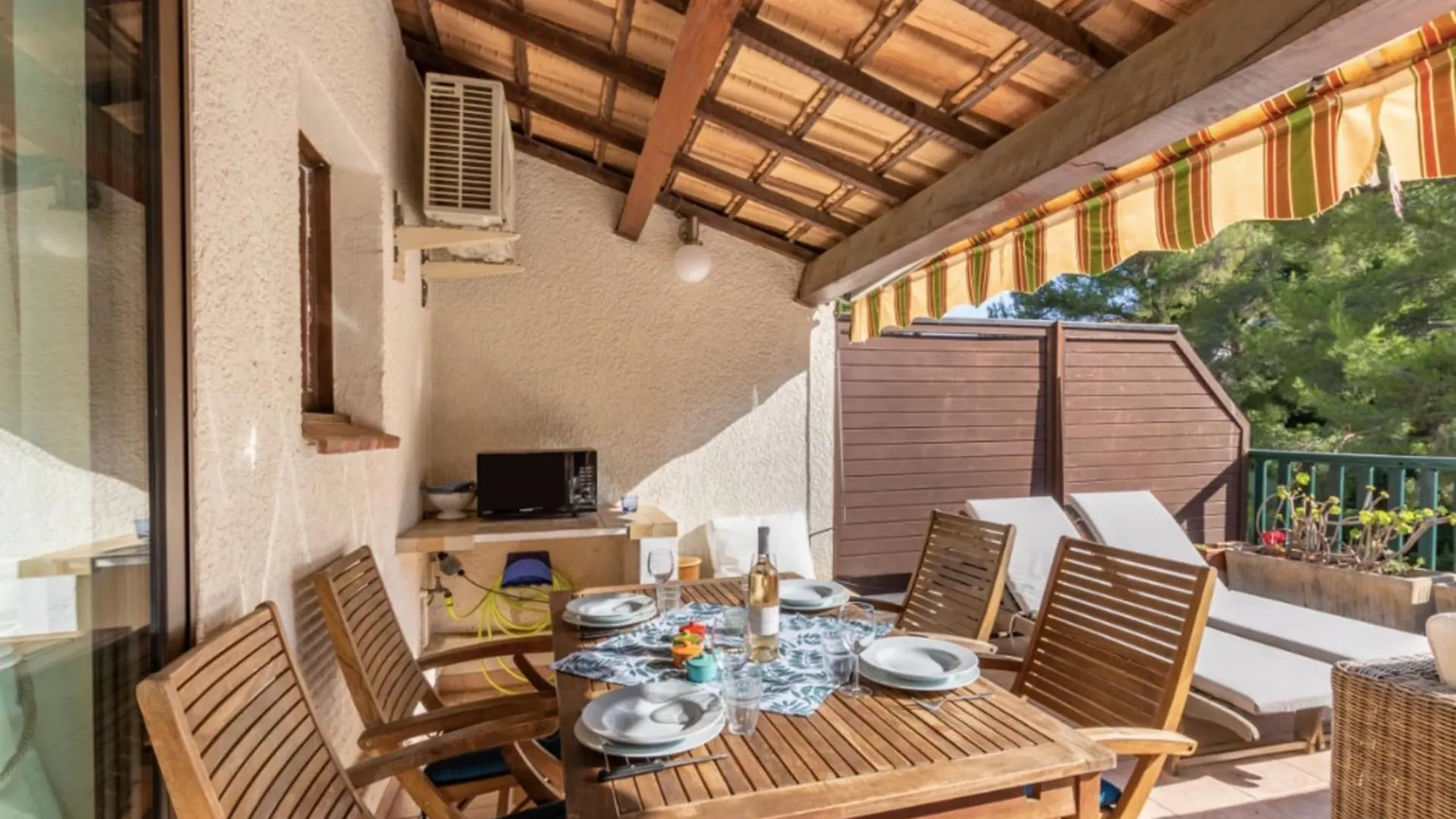 Superb Apartment With Terrace And Pool Bandol